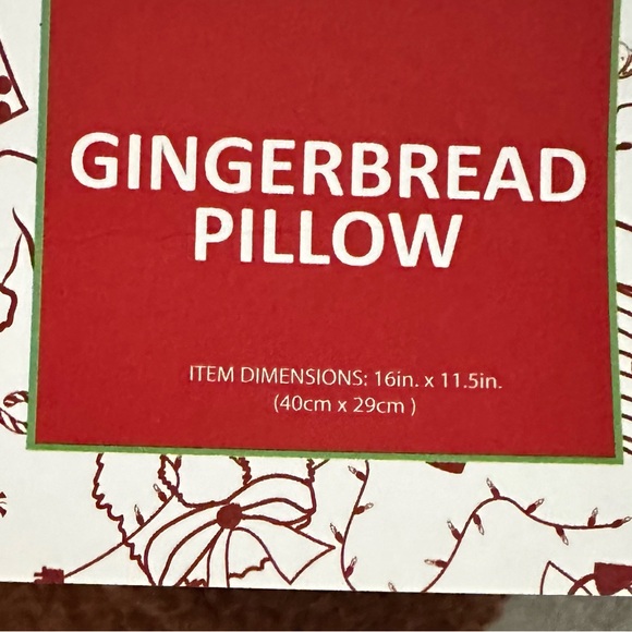 Gingerbread man decorative pillow - Picture 9 of 9